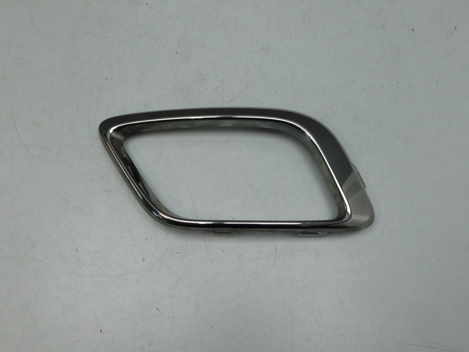 Рамка для противотуманных фар Renault Sandero 2014>