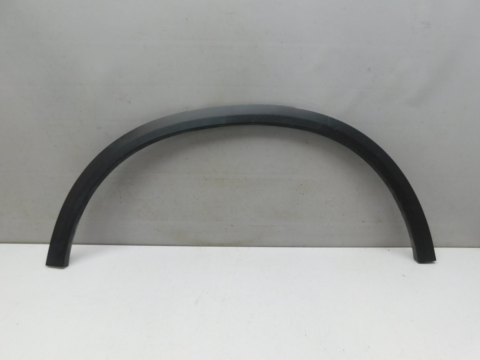 Накладка крыла заднего  правого Mercedes-Benz GLC-Class X253 2015>