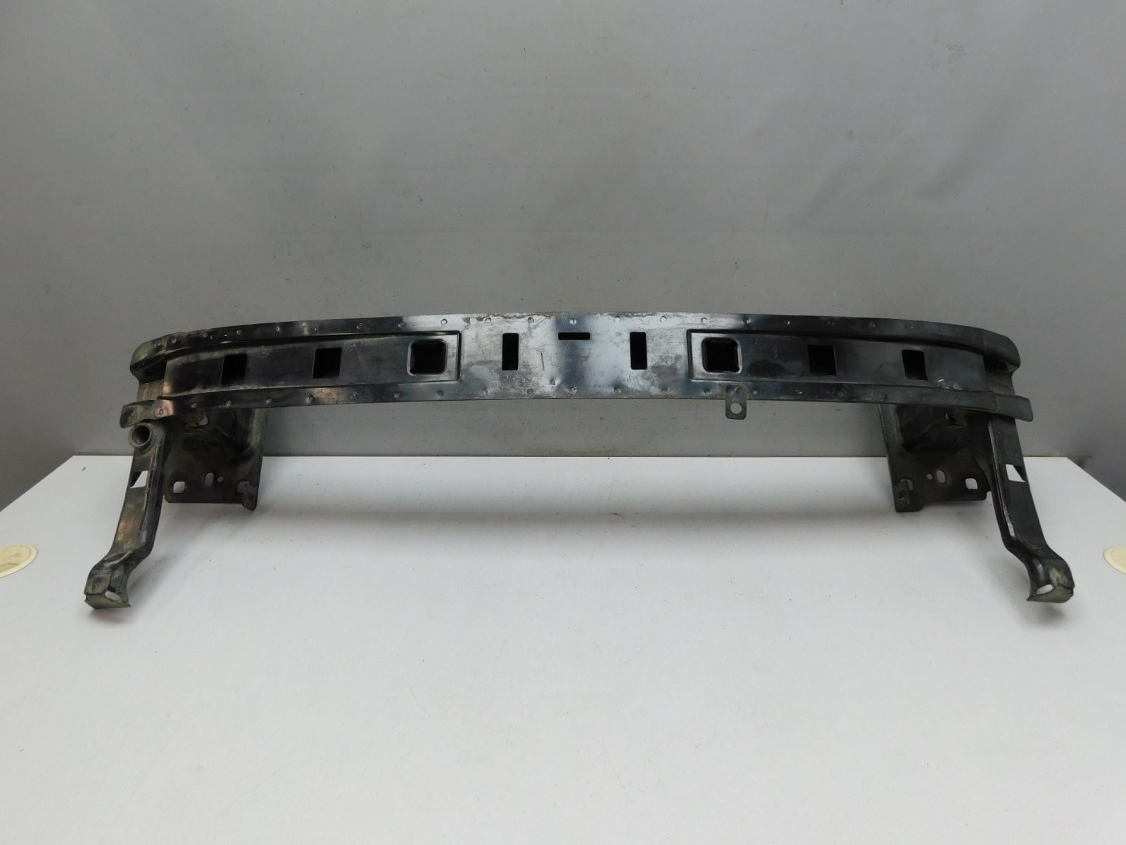 Усилитель переднего бампера Skoda Kodiaq 2017>