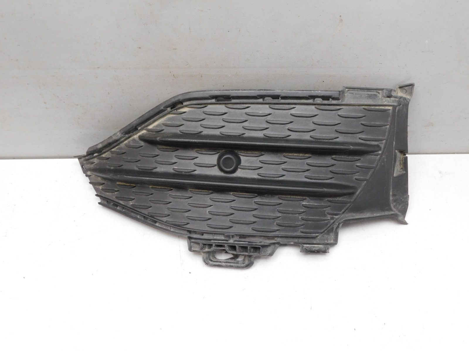 Решетка в бампер правая Mercedes-Benz GLC-Class X253 2015>