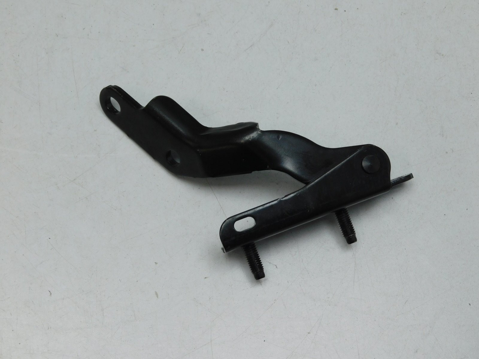 Петля двери багажника Nissan X-Trail (T32) 2014>