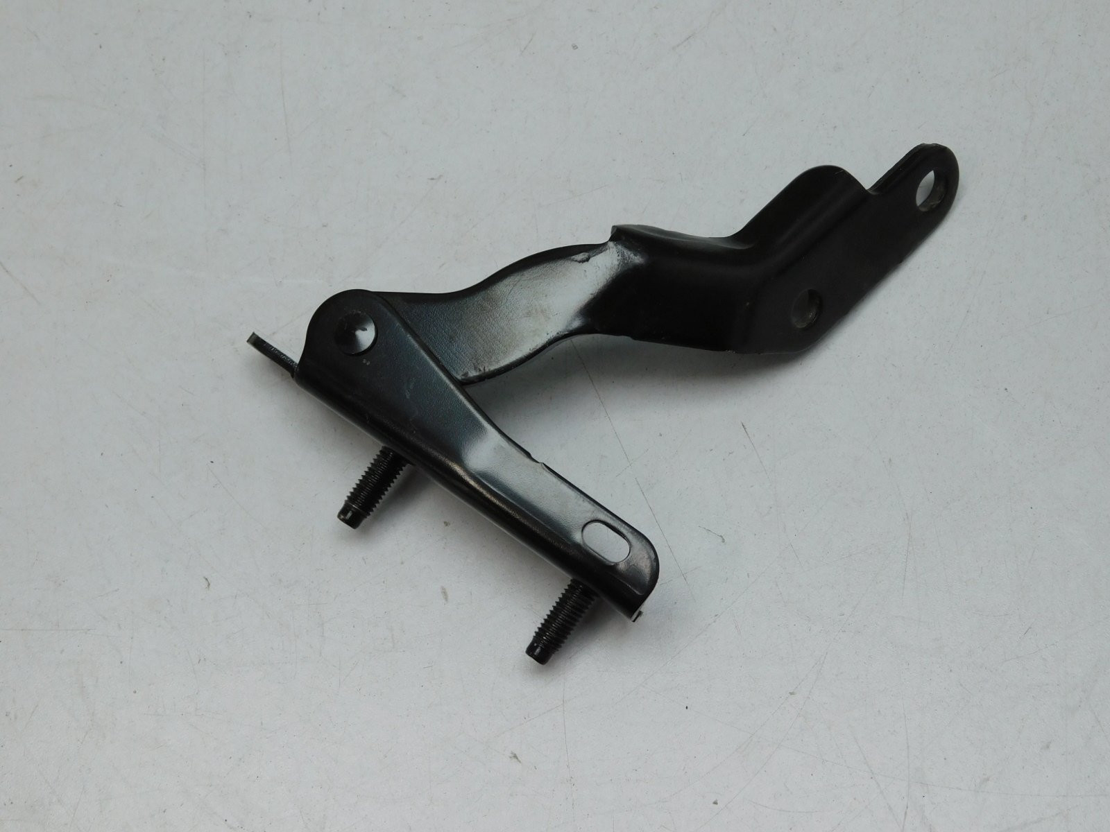 Петля двери багажника Nissan X-Trail (T32) 2014>