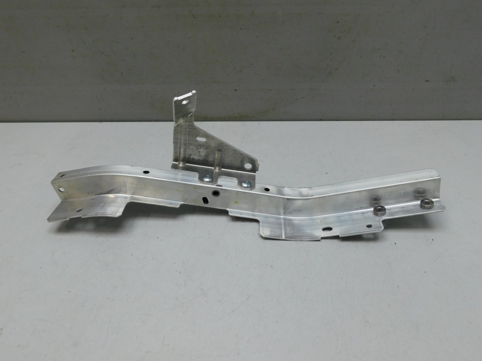 Кронштейн фары BMW X5 F15 2013-2018