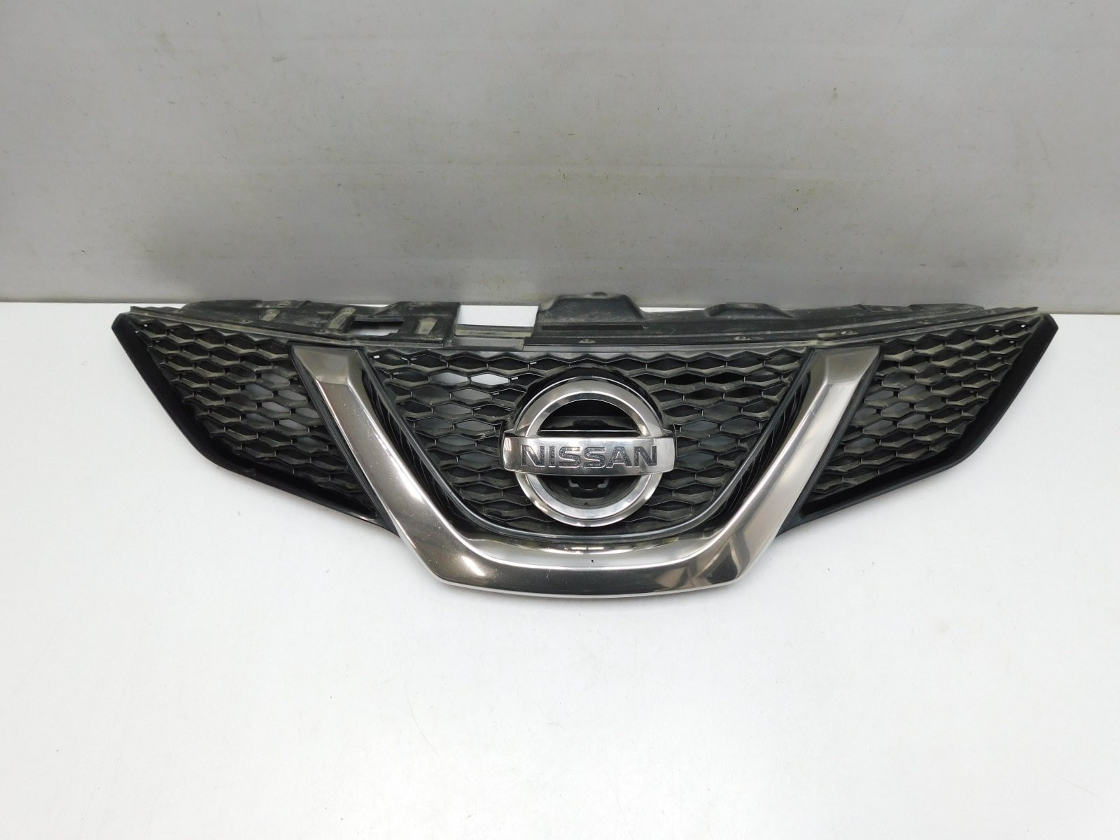 Решетка радиатора Nissan Qashqai (J11) 2014>