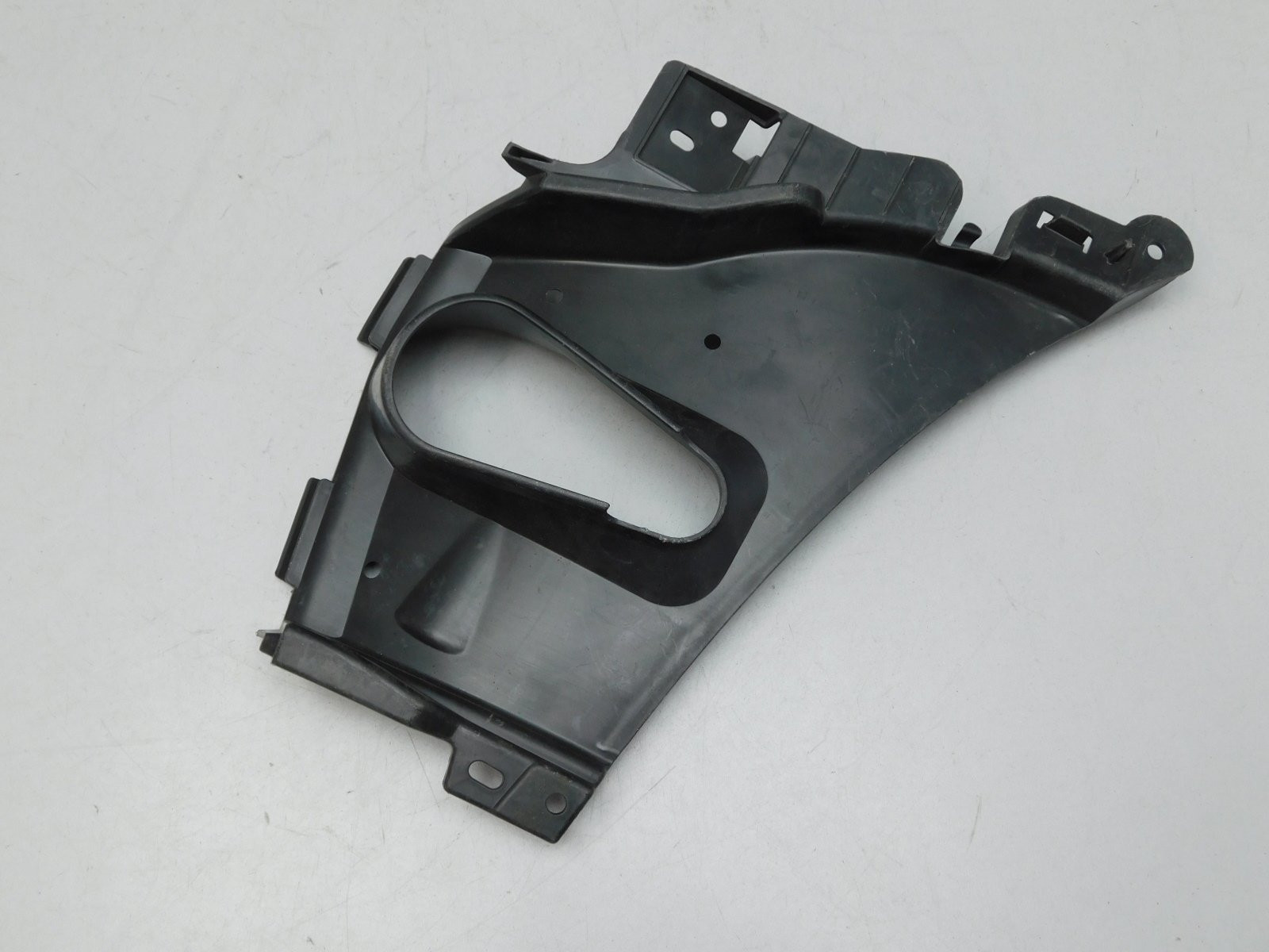 Кронштейн переднего бампера BMW X5 G05 2018>