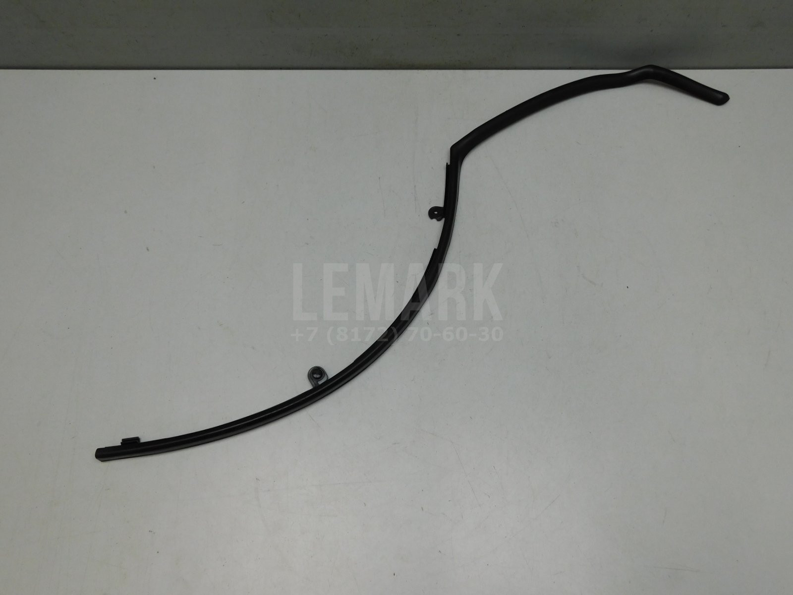 Уплотнитель BMW X5 F15 2013-2018 BMW 51767305546