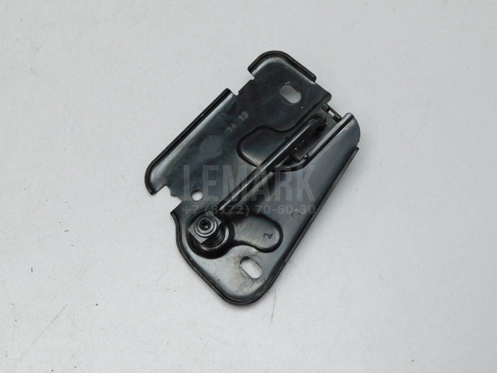 Замок капота Audi A3 [8V] 2013-2020 8V0823185C