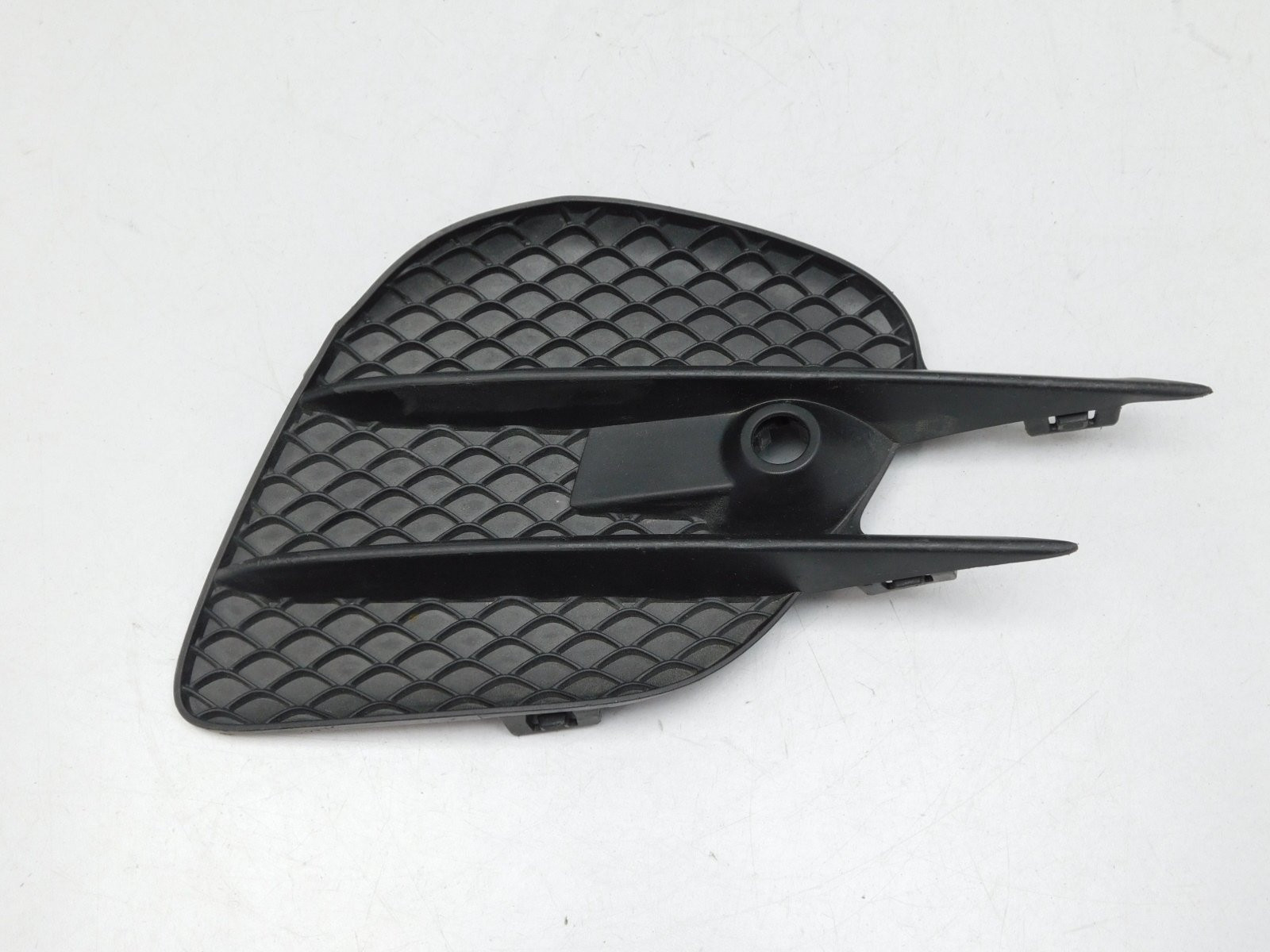 Решетка в бампер правая Mercedes-Benz GLC-Class X253 2015>