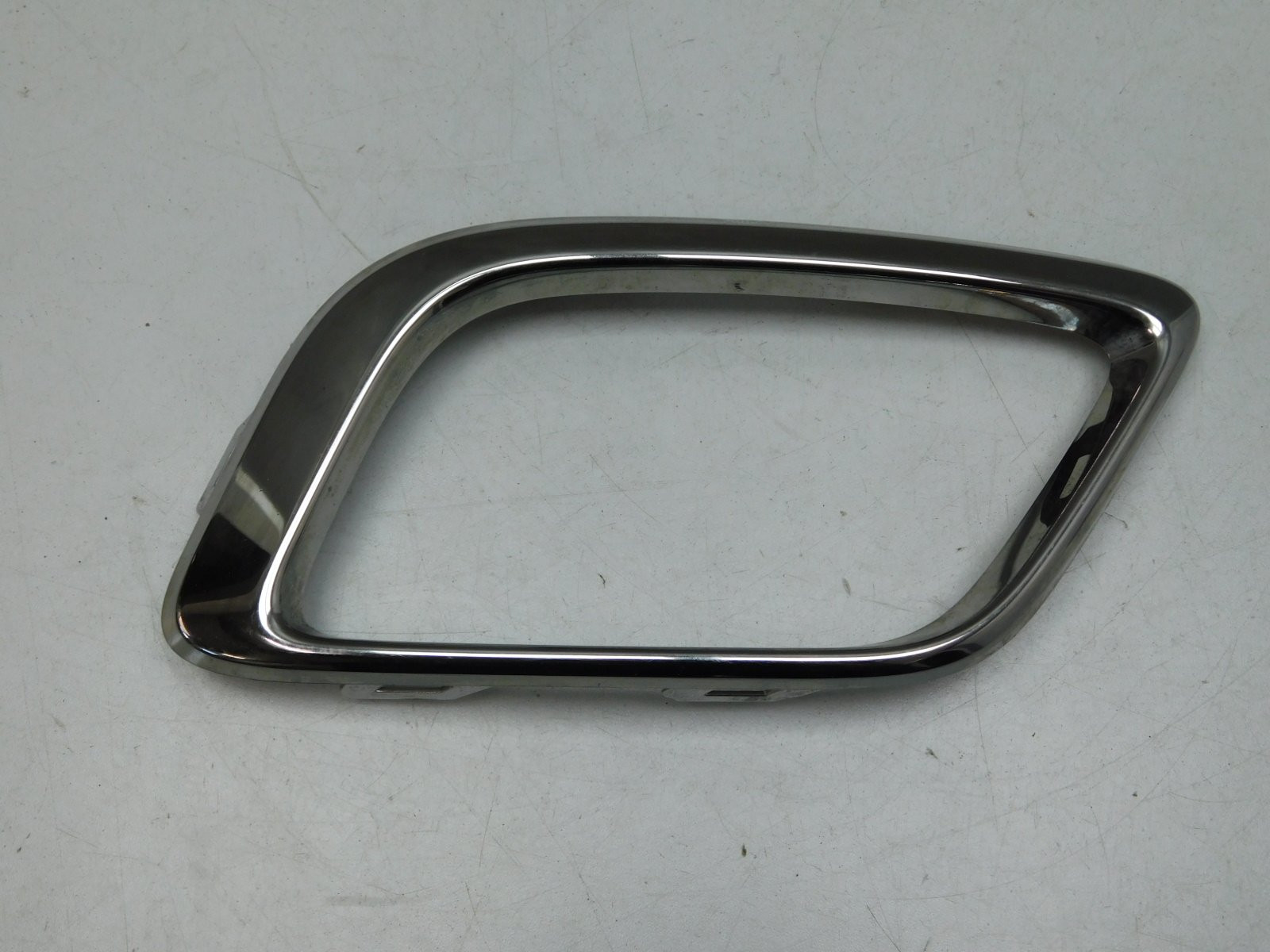 Рамка для противотуманных фар Renault Sandero 2014>