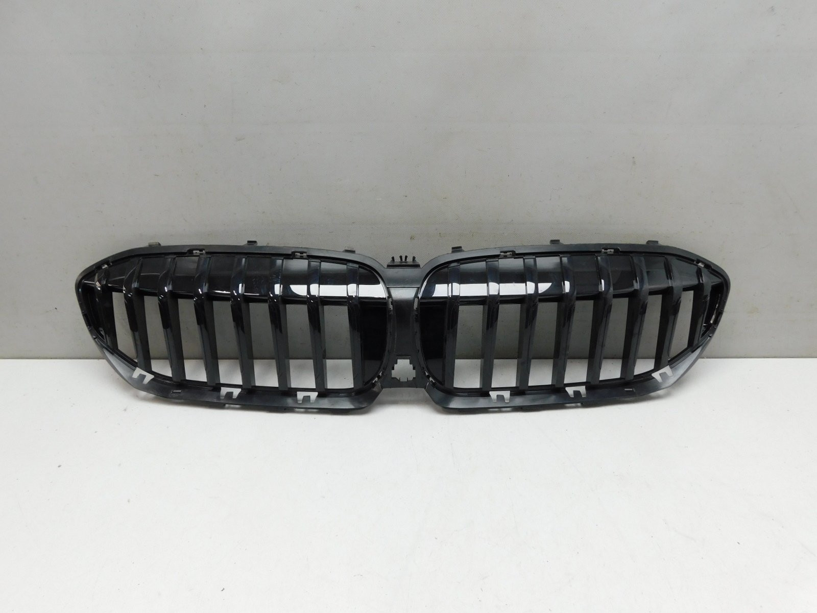 Решетка радиатора BMW 3-серия G20 2018>