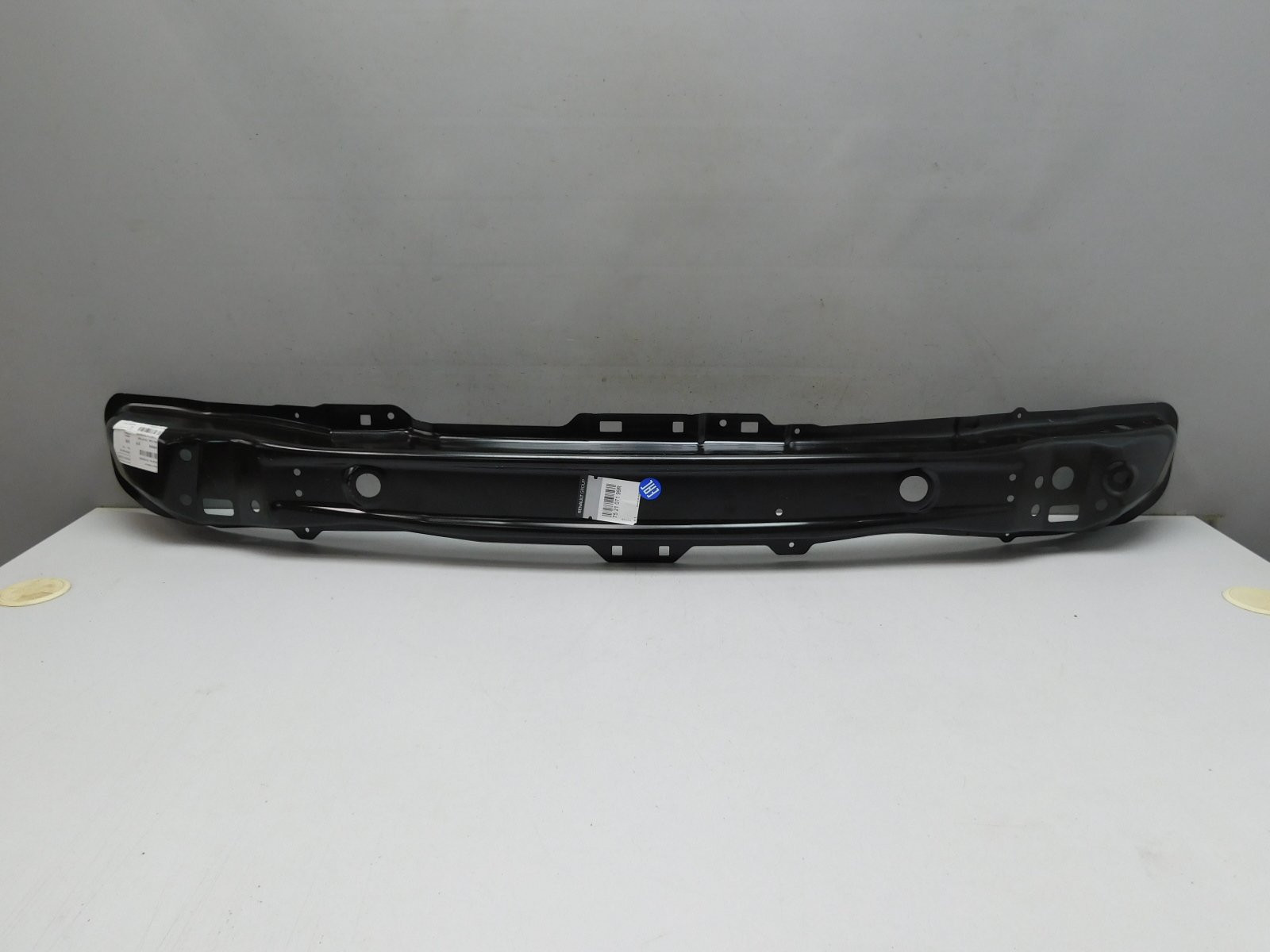 Усилитель переднего бампера Renault Arkana 2019>