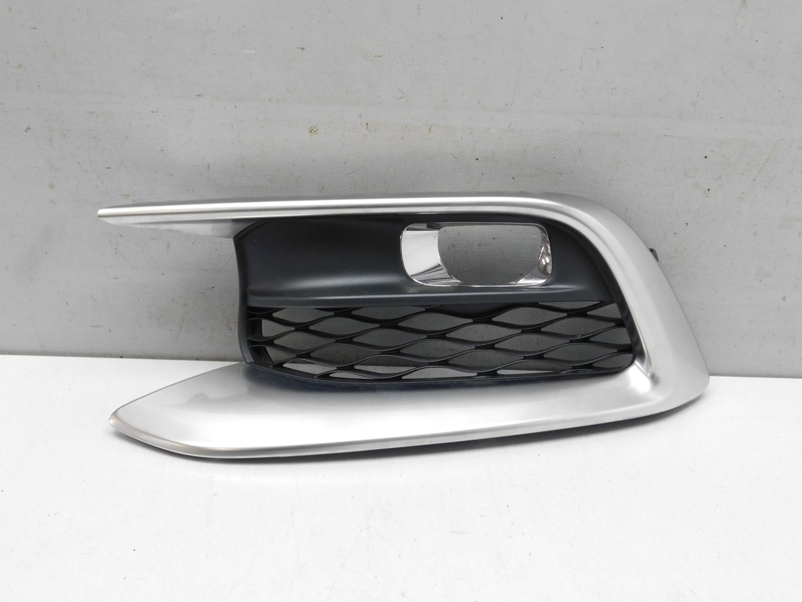 Решетка в бампер левая Infiniti JX/QX60 (L50) 2013>