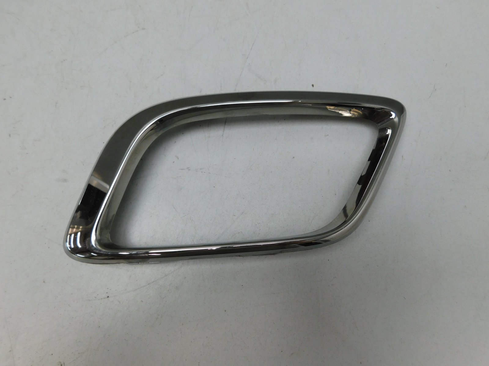 Рамка для противотуманных фар Renault Sandero 2014>