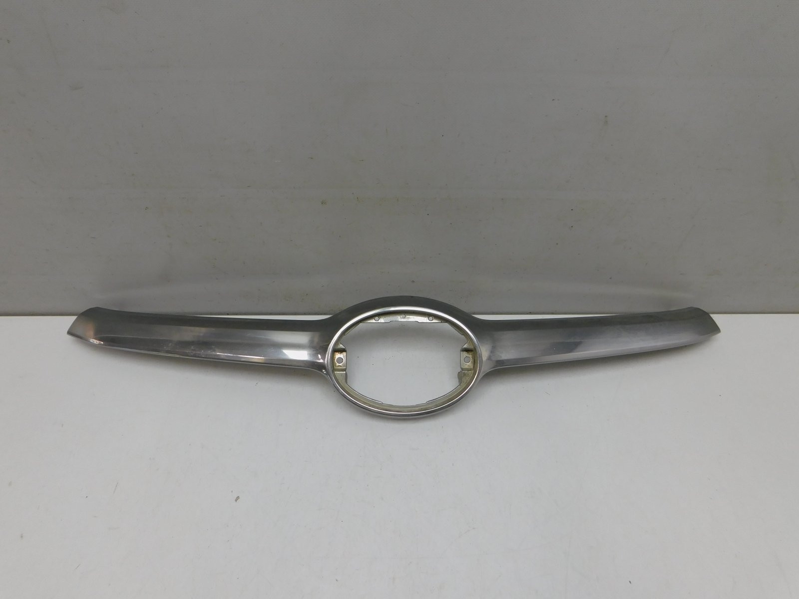 Накладка на решетку радиатора Toyota Highlander III 2013>