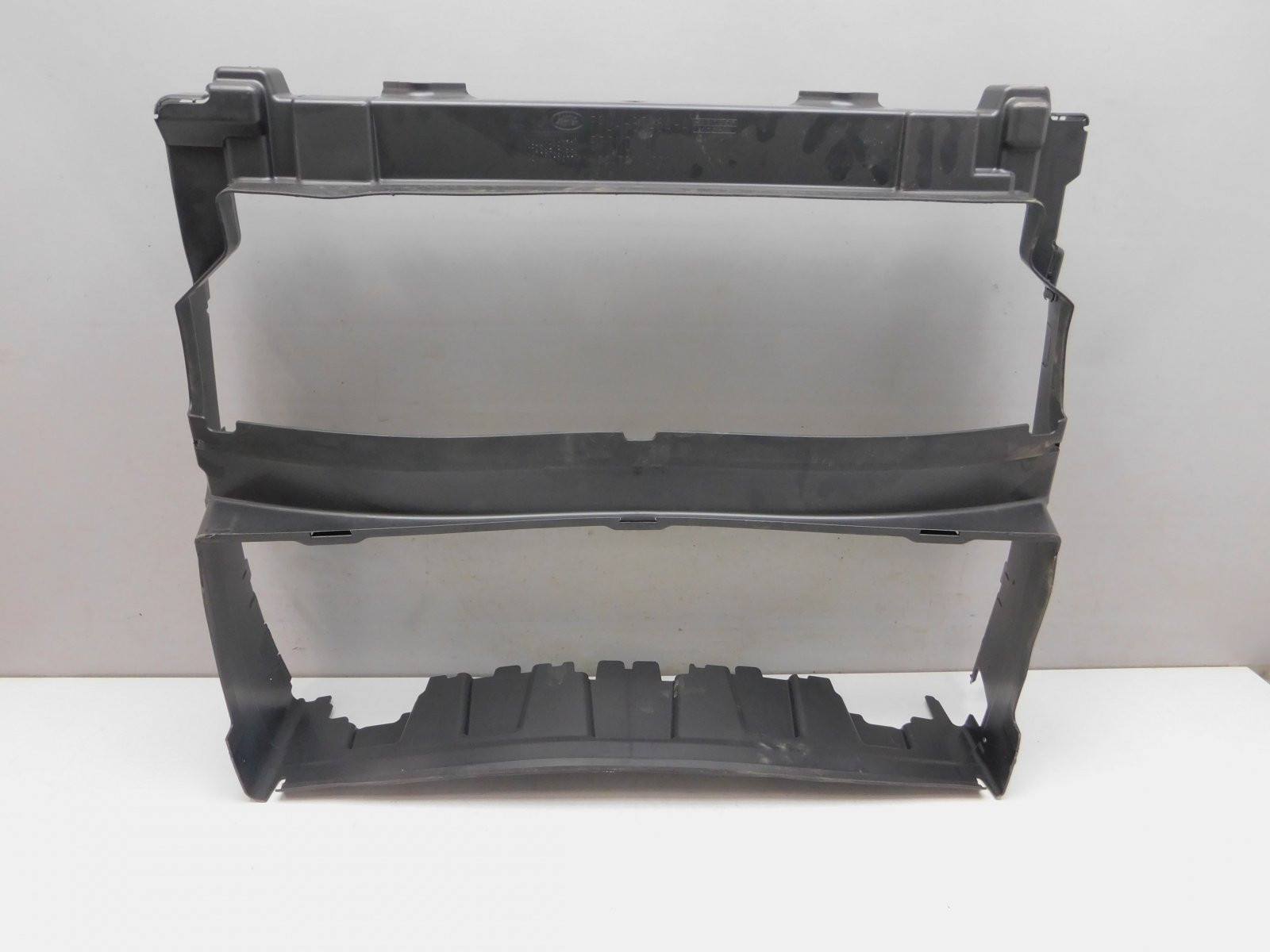 Воздуховод радиатора Land Rover Range Rover IV 2013>