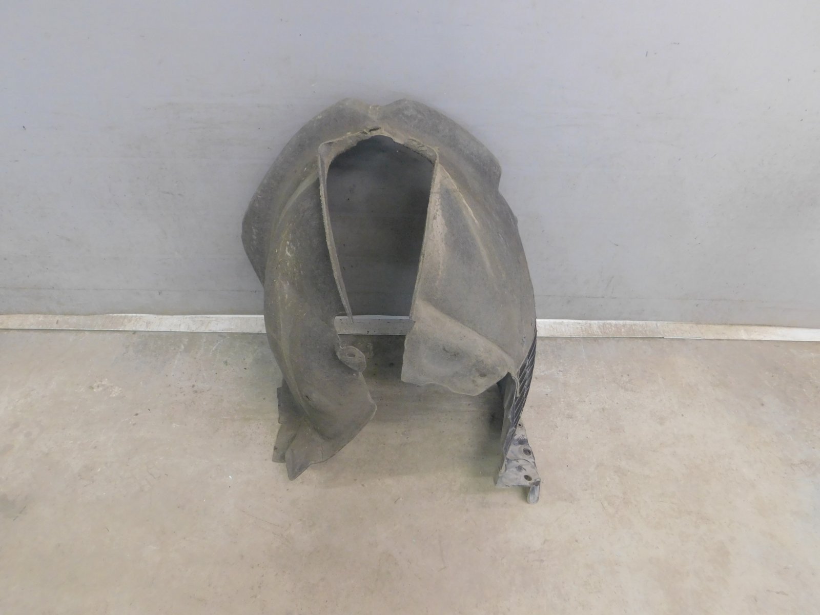 Локер передний левый Renault Sandero 2014>