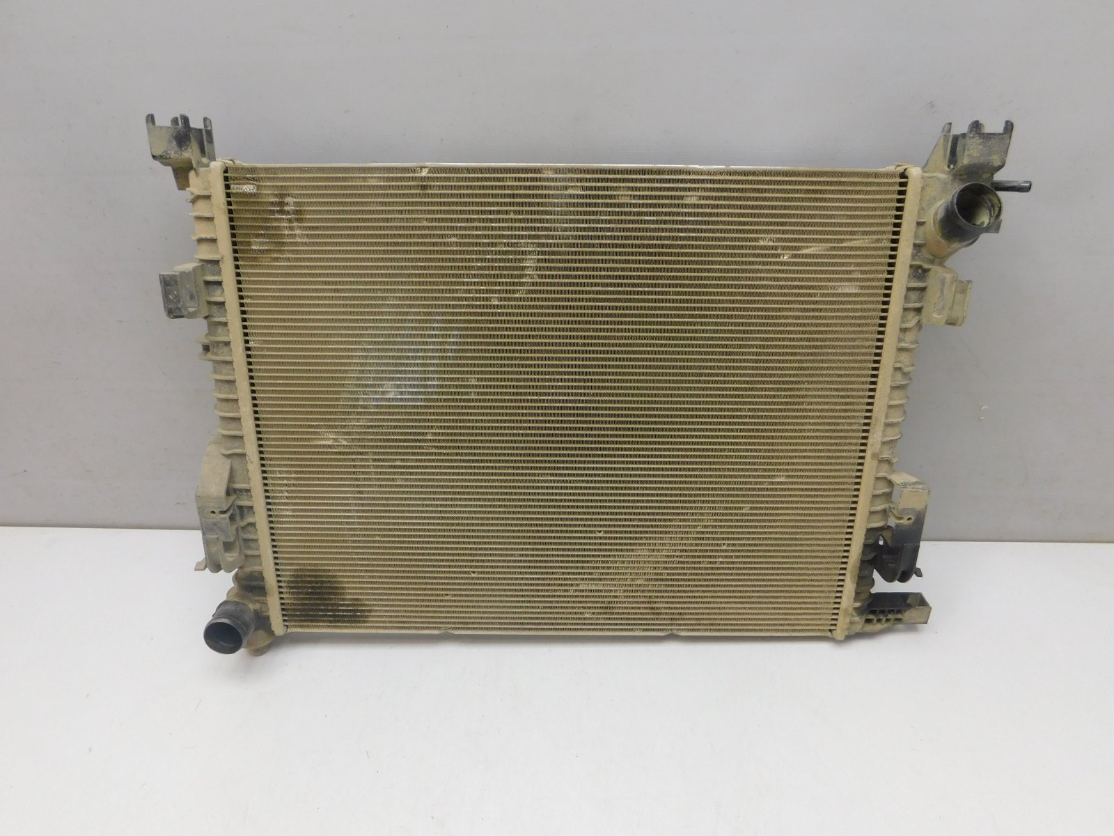 Радиатор охлаждения Renault Arkana 2019>