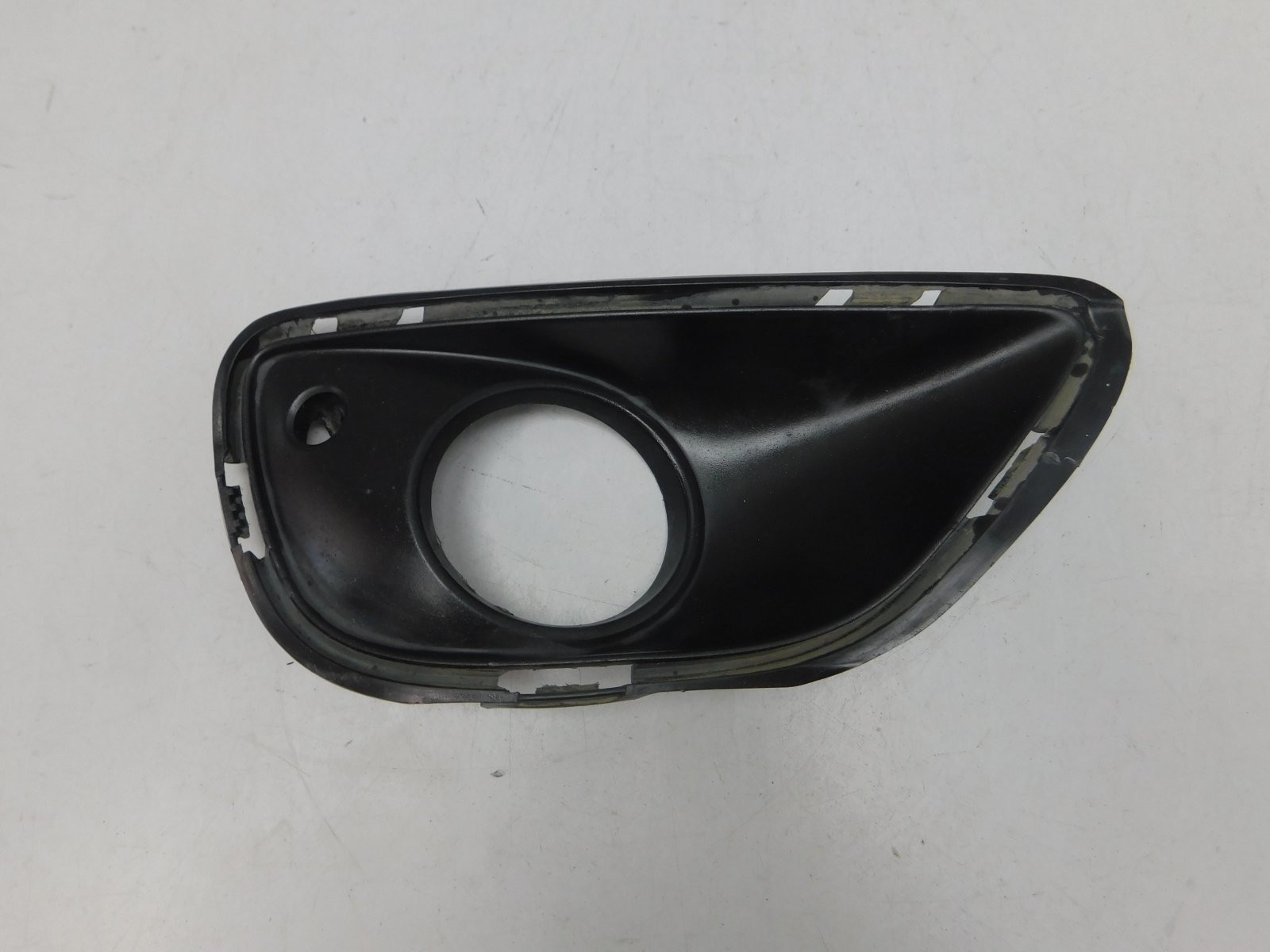 Решетка в бампер правая Porsche Cayenne 2010-2017