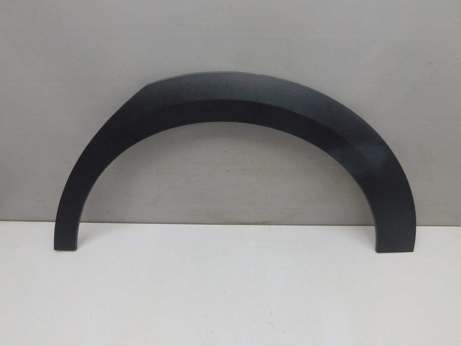 Накладка крыла заднего  левого Mercedes-Benz E-Klasse W213 2016>