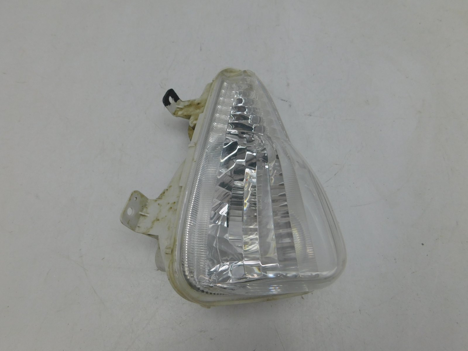 Указатель поворота в бампер левы Toyota Camry V50 2011-2018