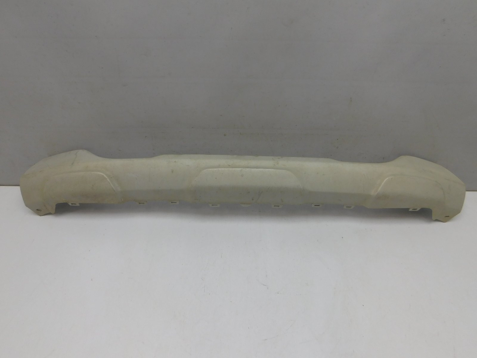 Накладка переднего бампера Renault Sandero 2014>