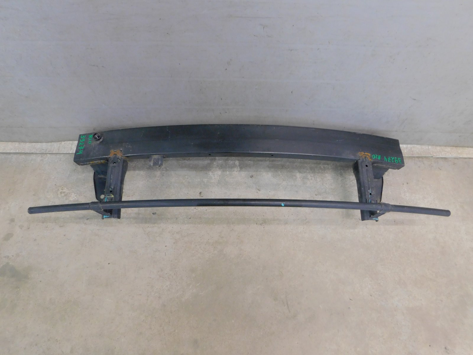 Усилитель переднего бампера Kia Rio 2017>