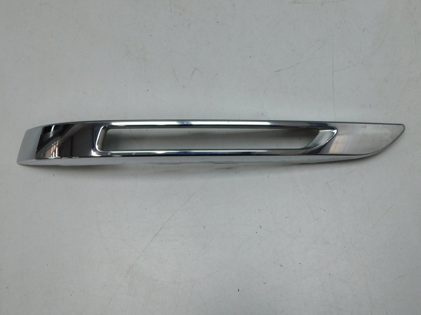 Накладка переднего бампера Mercedes-Benz GLK-Klasse X204 2008>