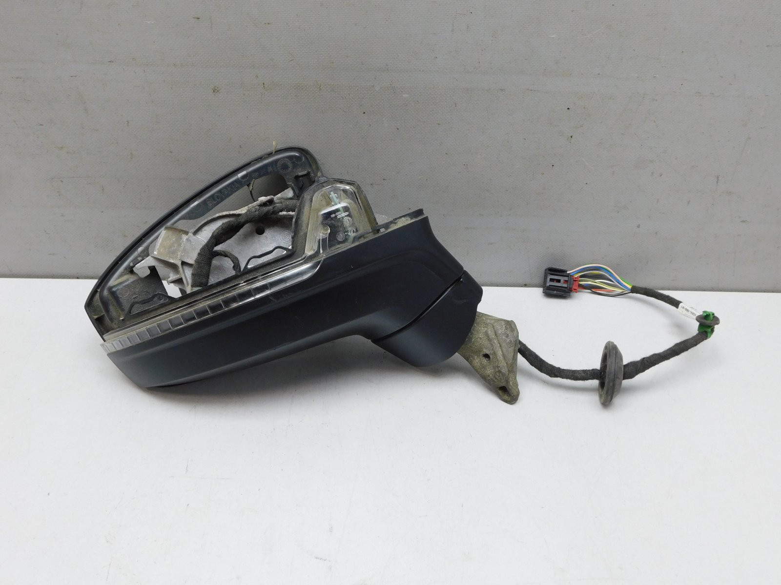 Зеркало правое электрическое Volkswagen Tiguan 2017>