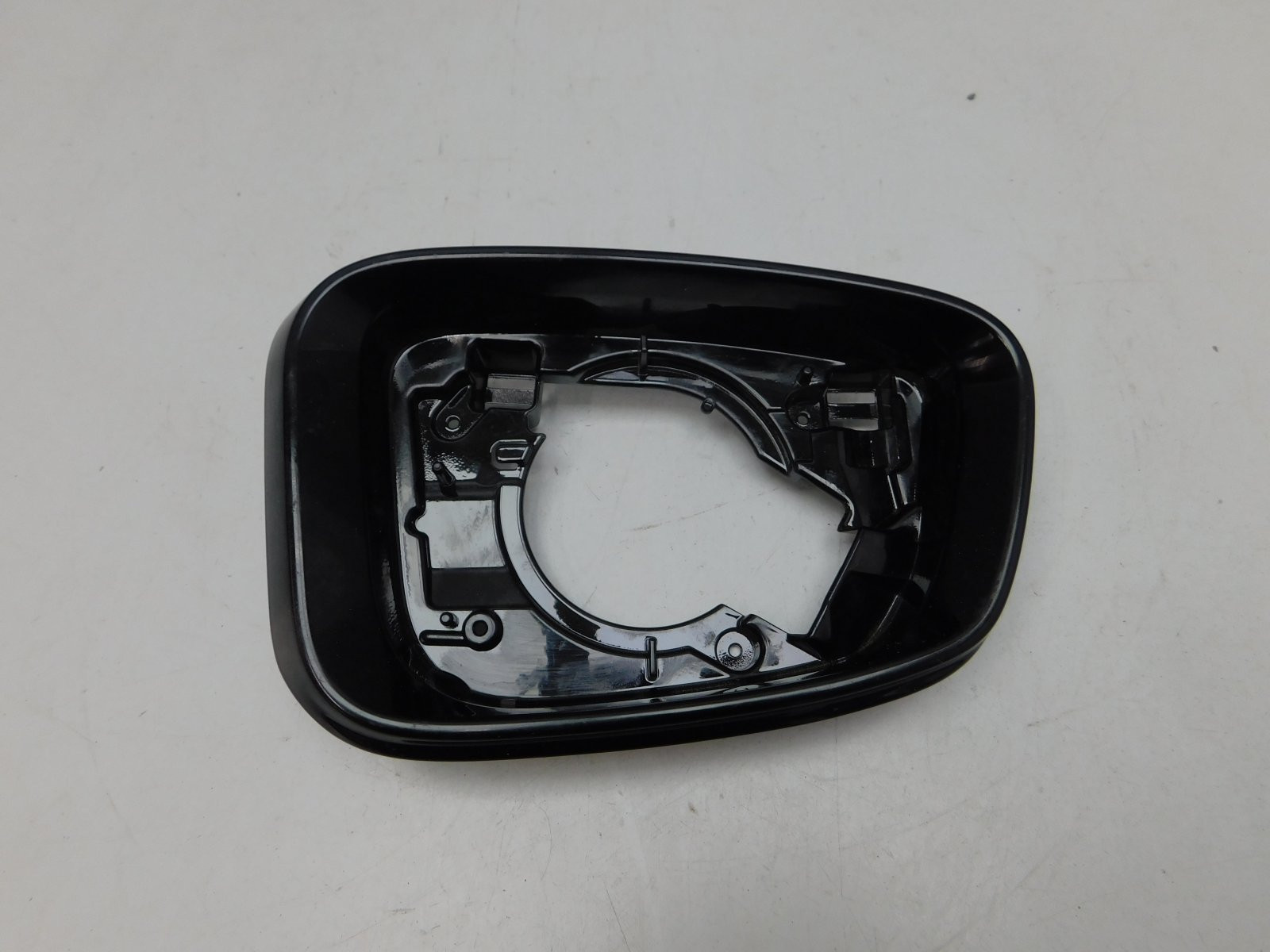 Накладка зеркала правого BMW 5-серия G30 2016>