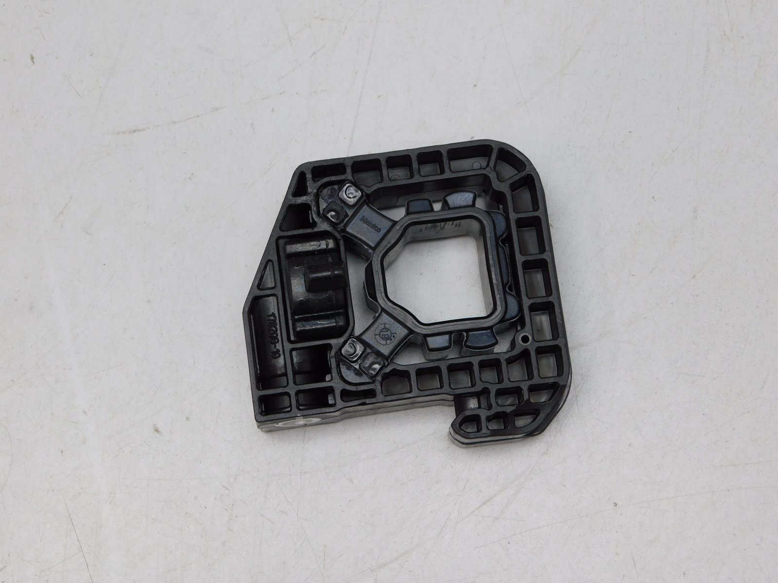 Кронштейн радиатора BMW X3 G01 2017>