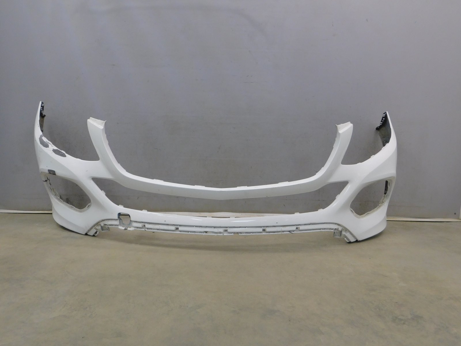 Бампер передний Mercedes-Benz M-Klasse (ML/GLE) W166 2011>