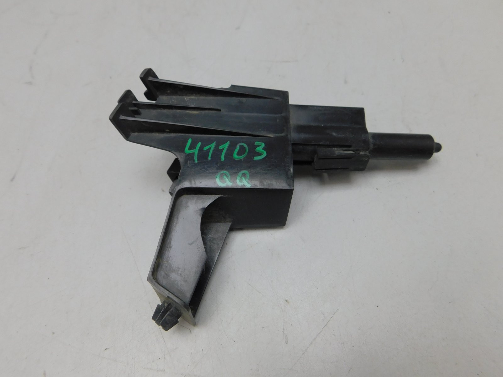 Омыватель фары Nissan Qashqai 2006-2014