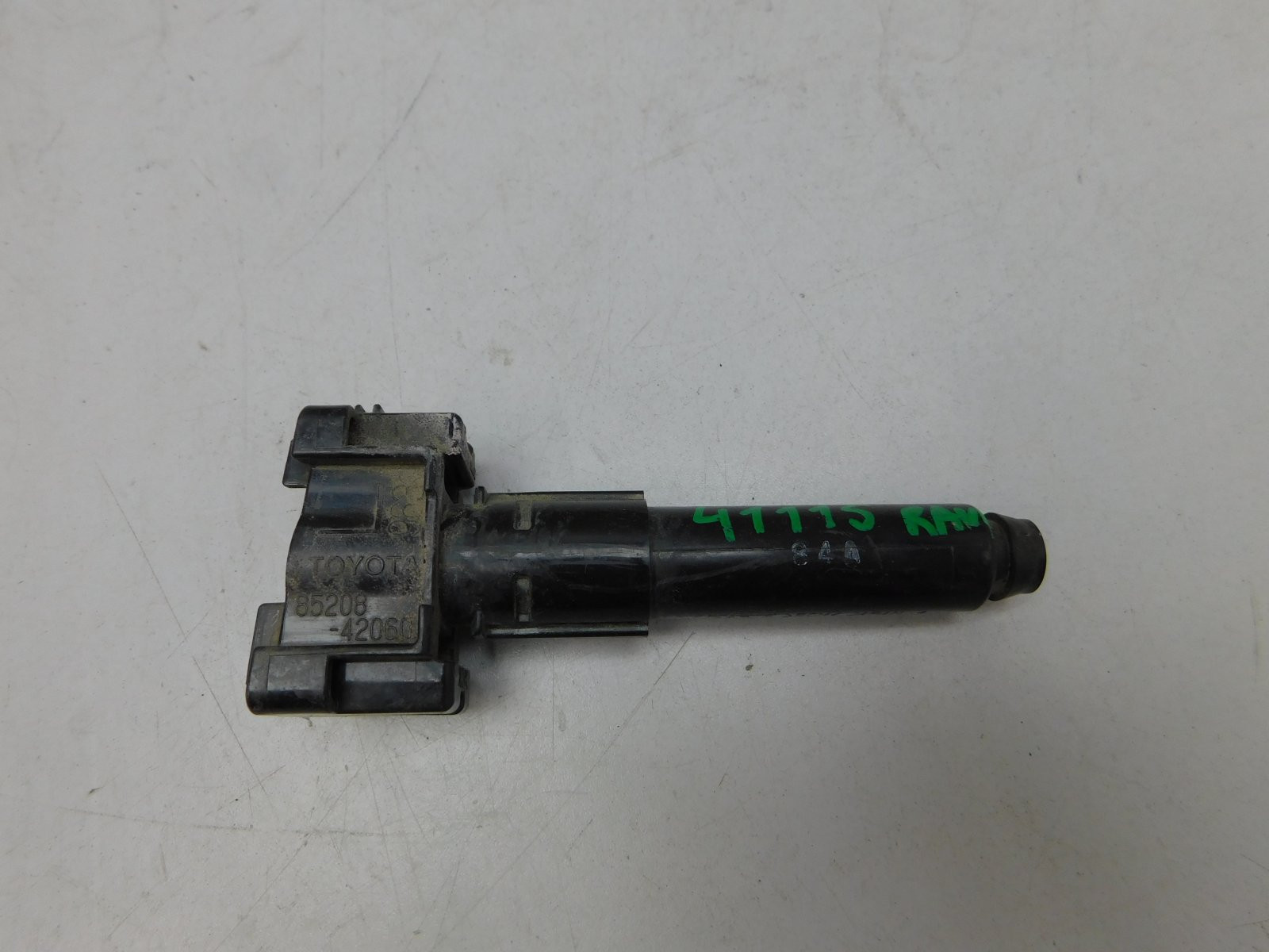 Омыватель фары Toyota RAV 4 2013-2019