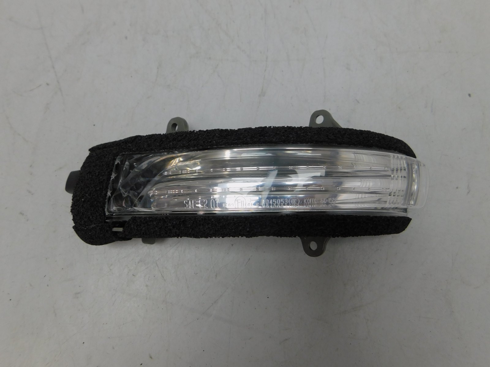 Повторитель указателя поворота Toyota Land Cruiser (200) 2008>