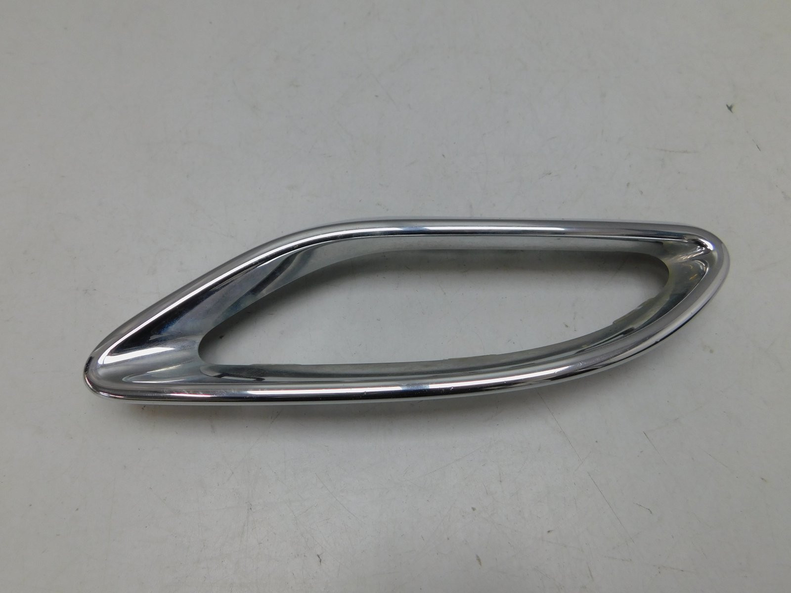 Накладка заднего бампера левая Mercedes-Benz GLE Coupe C292 2015>