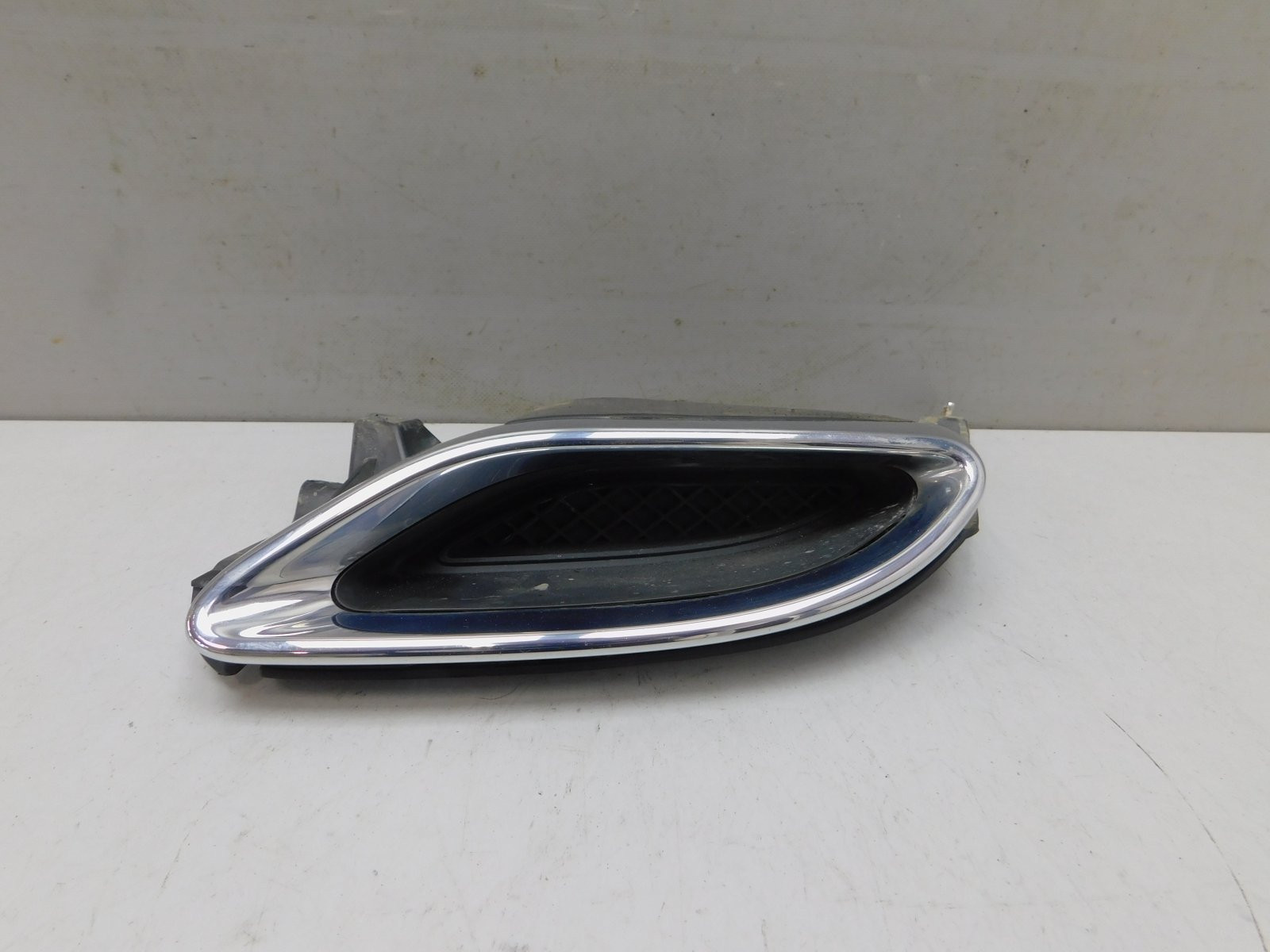 Накладка заднего бампера левая Mercedes-Benz GLE Coupe C292 2015>