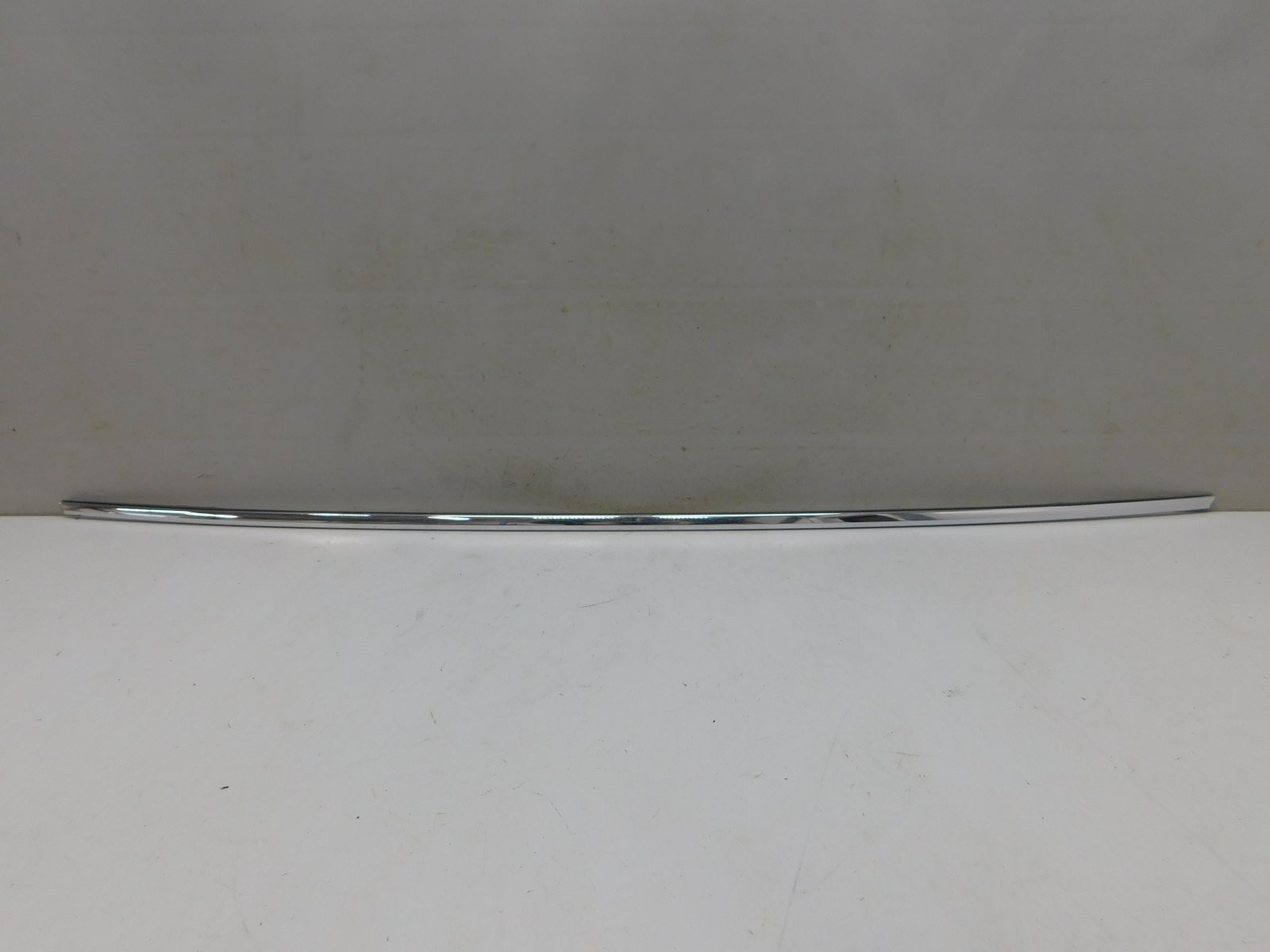 Молдинг крышки багажника Volvo S80 2006-2016