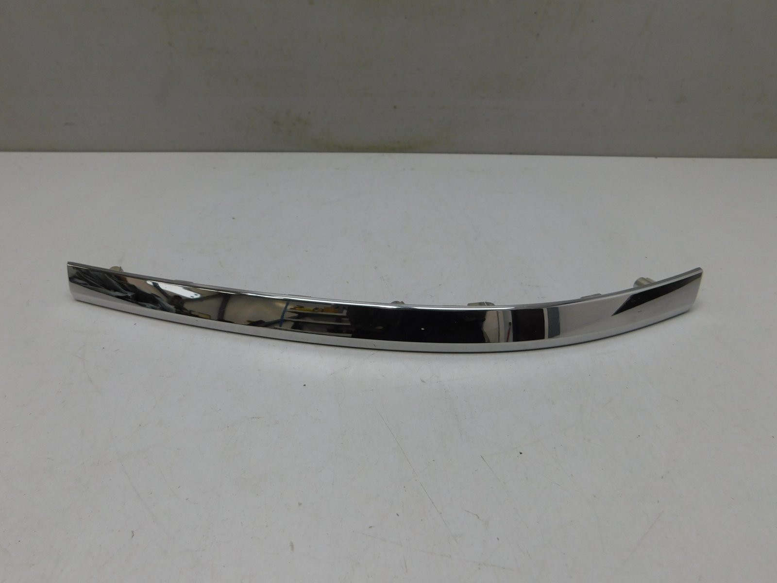 Молдинг заднего бампера Renault Arkana 2019>