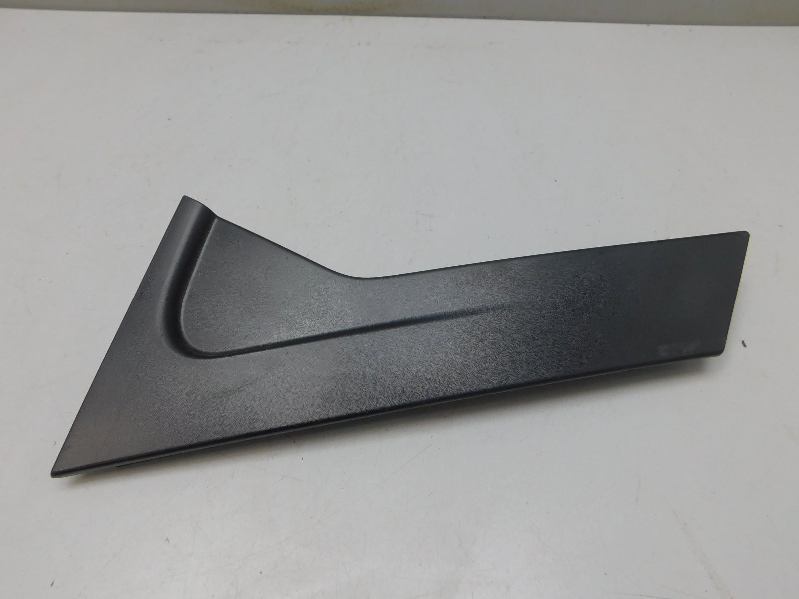 Накладка двери задней левой Renault Kaptur 2016>