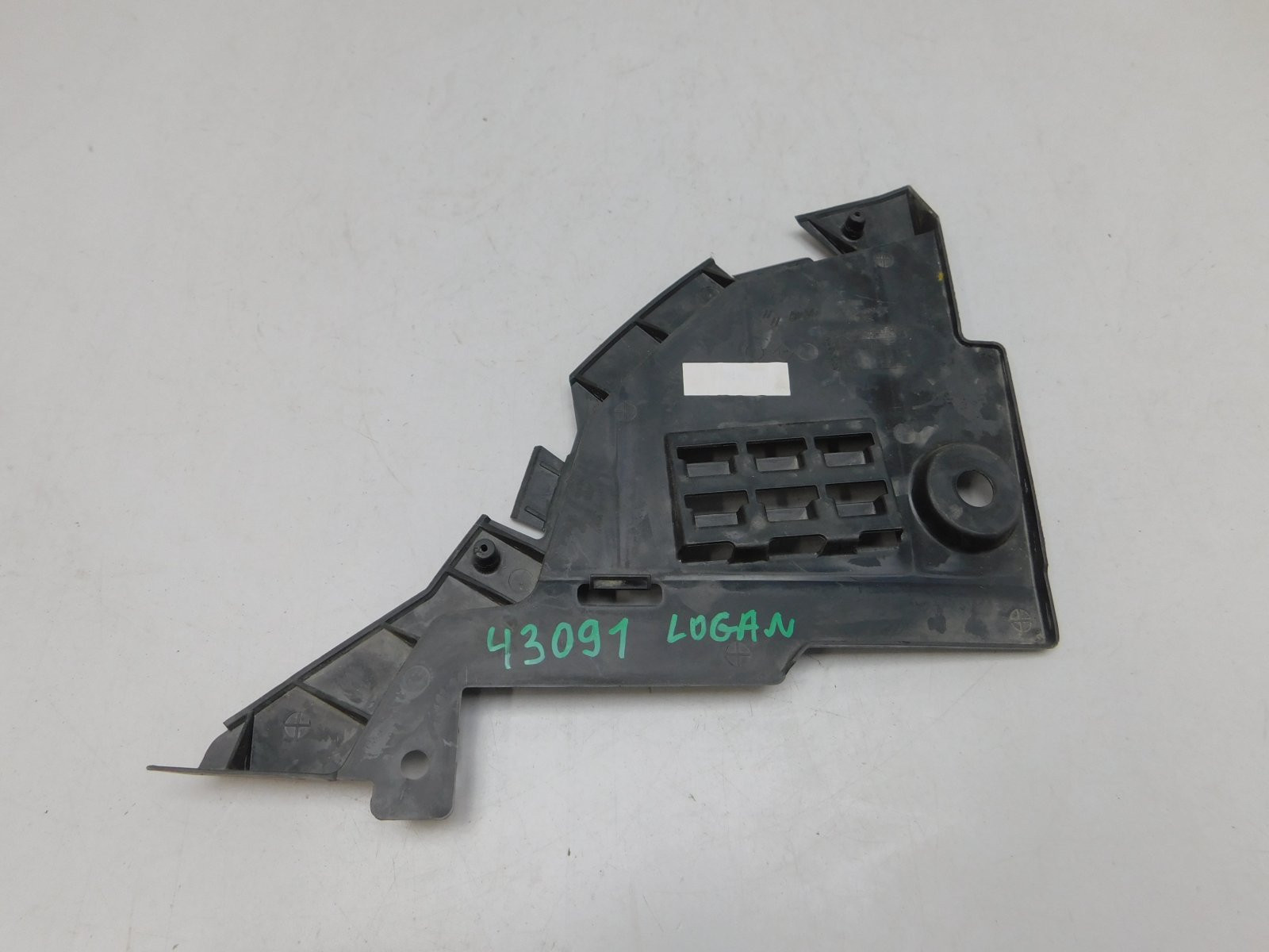 Пыльник Renault Logan II 2014>