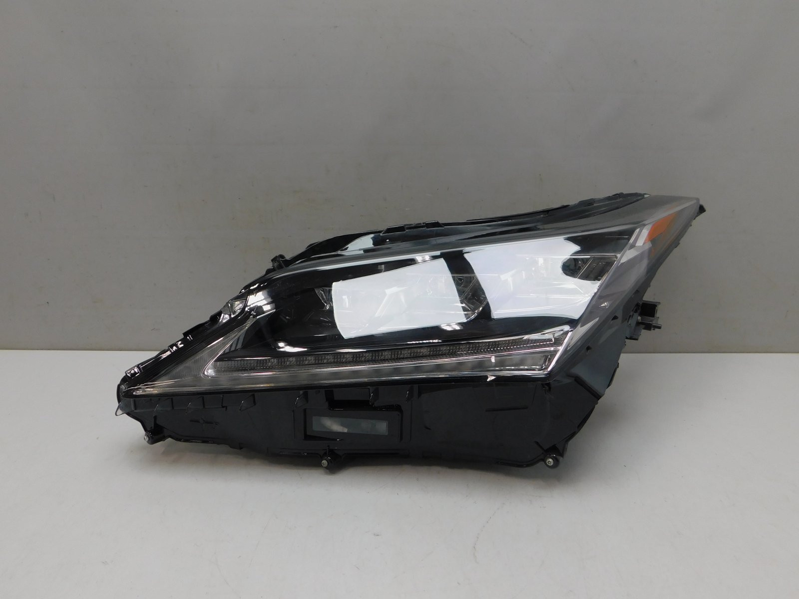 Фара левая Lexus RX IV 2015>