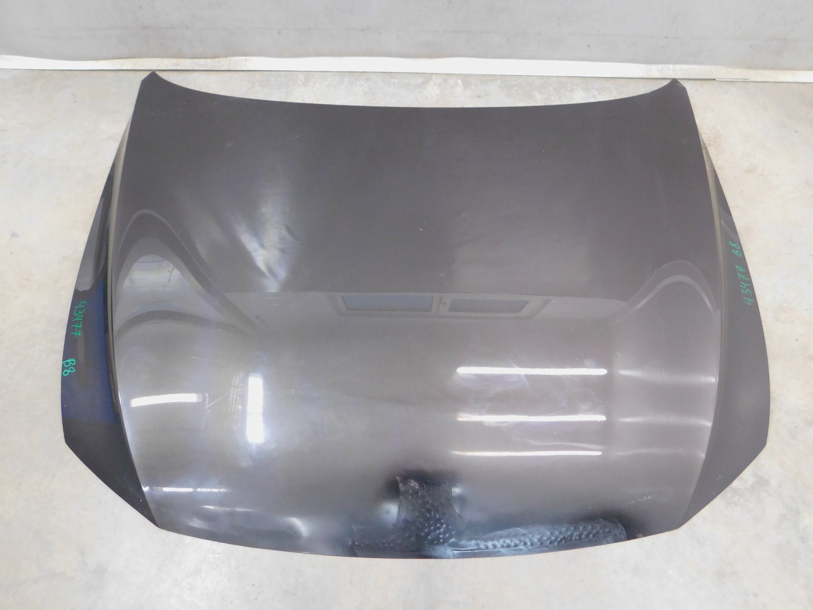 Капот Volkswagen Passat B8 2015>