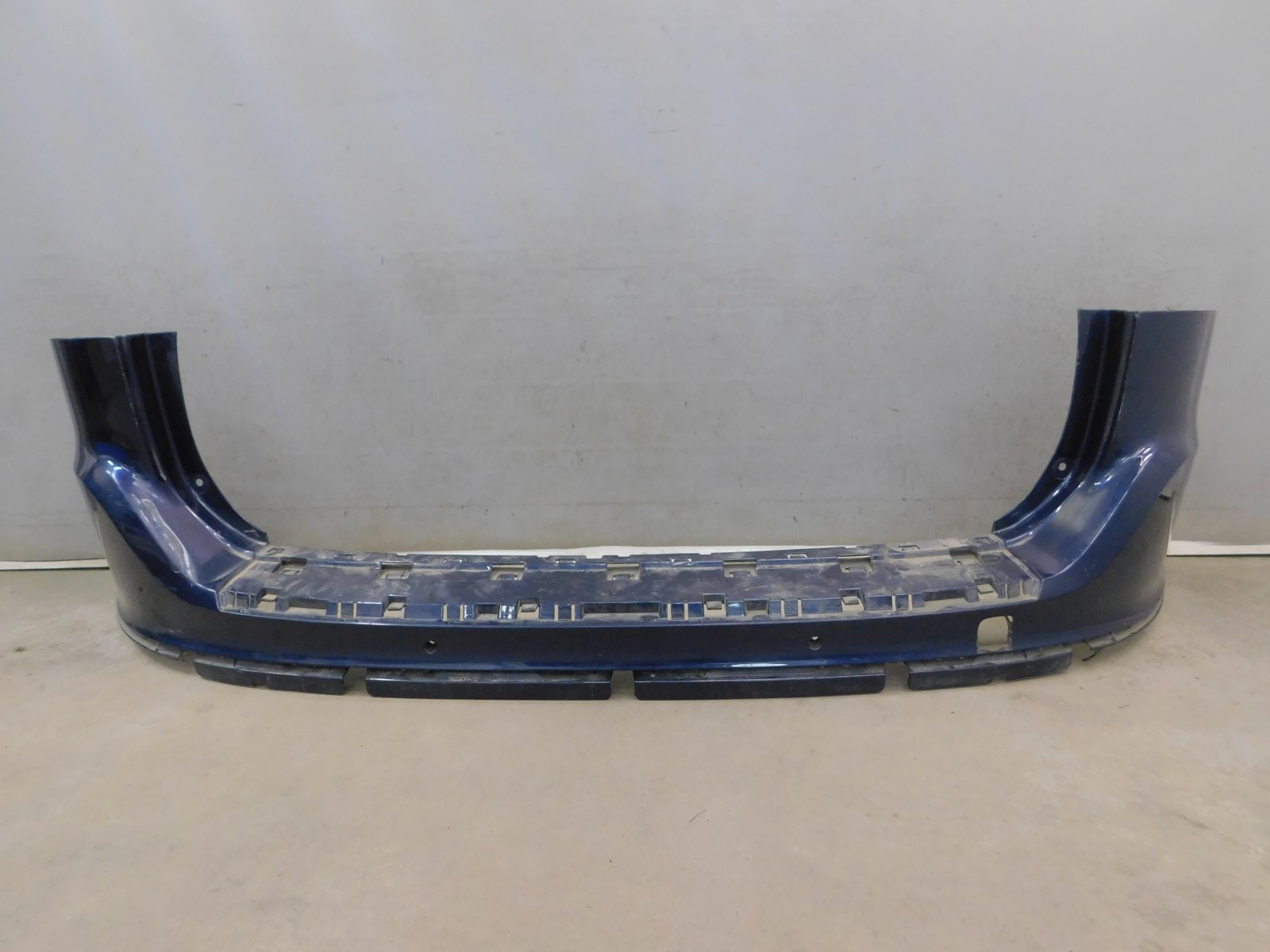 Бампер задний Volvo XC60 2008-2017