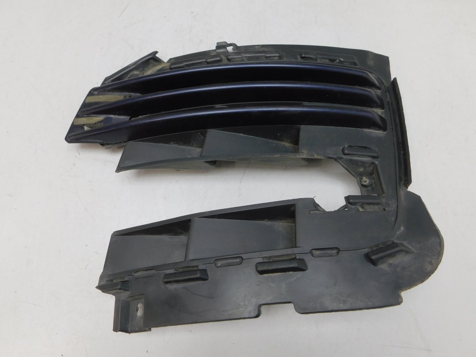 Решетка в бампер левая Land Rover Range Rover IV 2013>