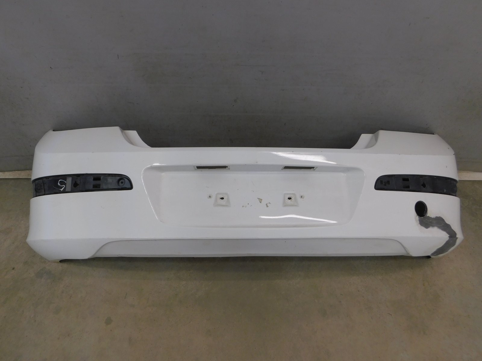 Бампер задний Opel Astra H 2004>