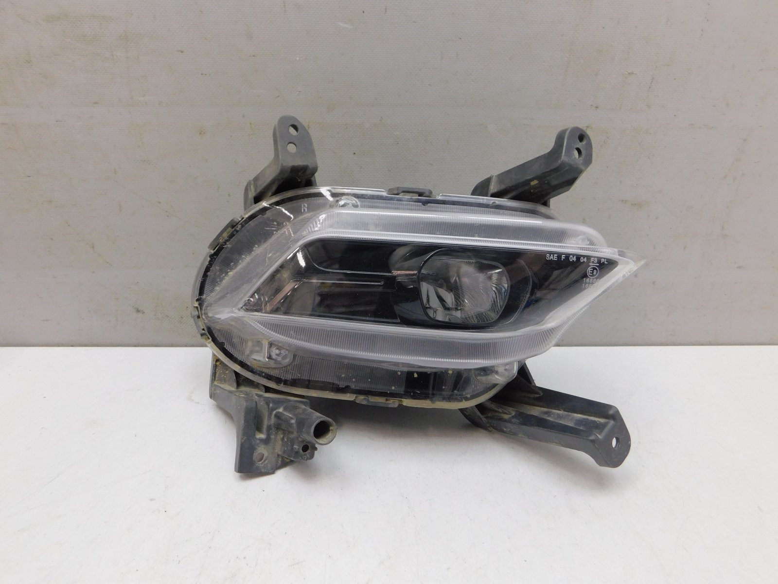 Фара противотуманная правая Hyundai Santa Fe (TM) 2018>