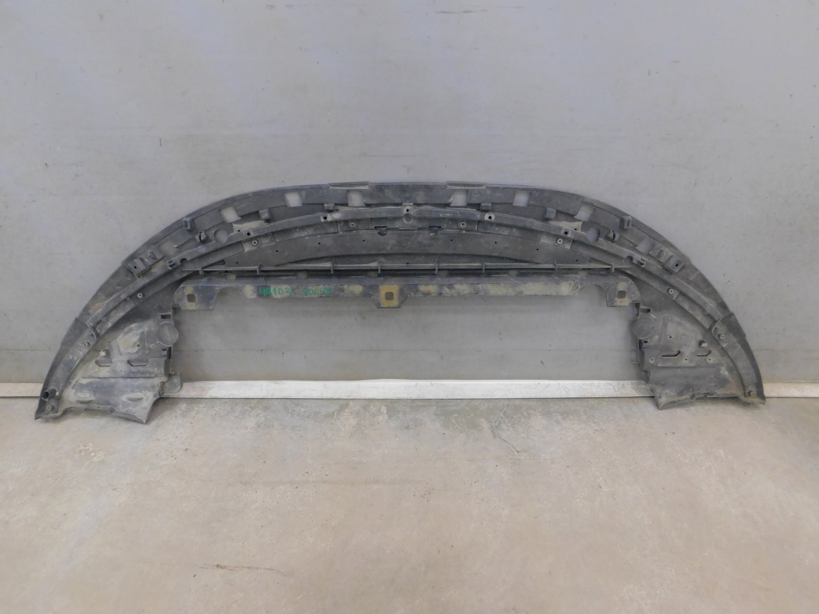 Пыльник Volvo S60 2010-2018