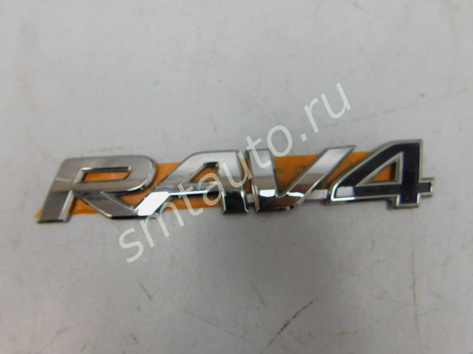 Эмблема для Toyota RAV 4 2013-2019, OEM 7543142120 (фото)