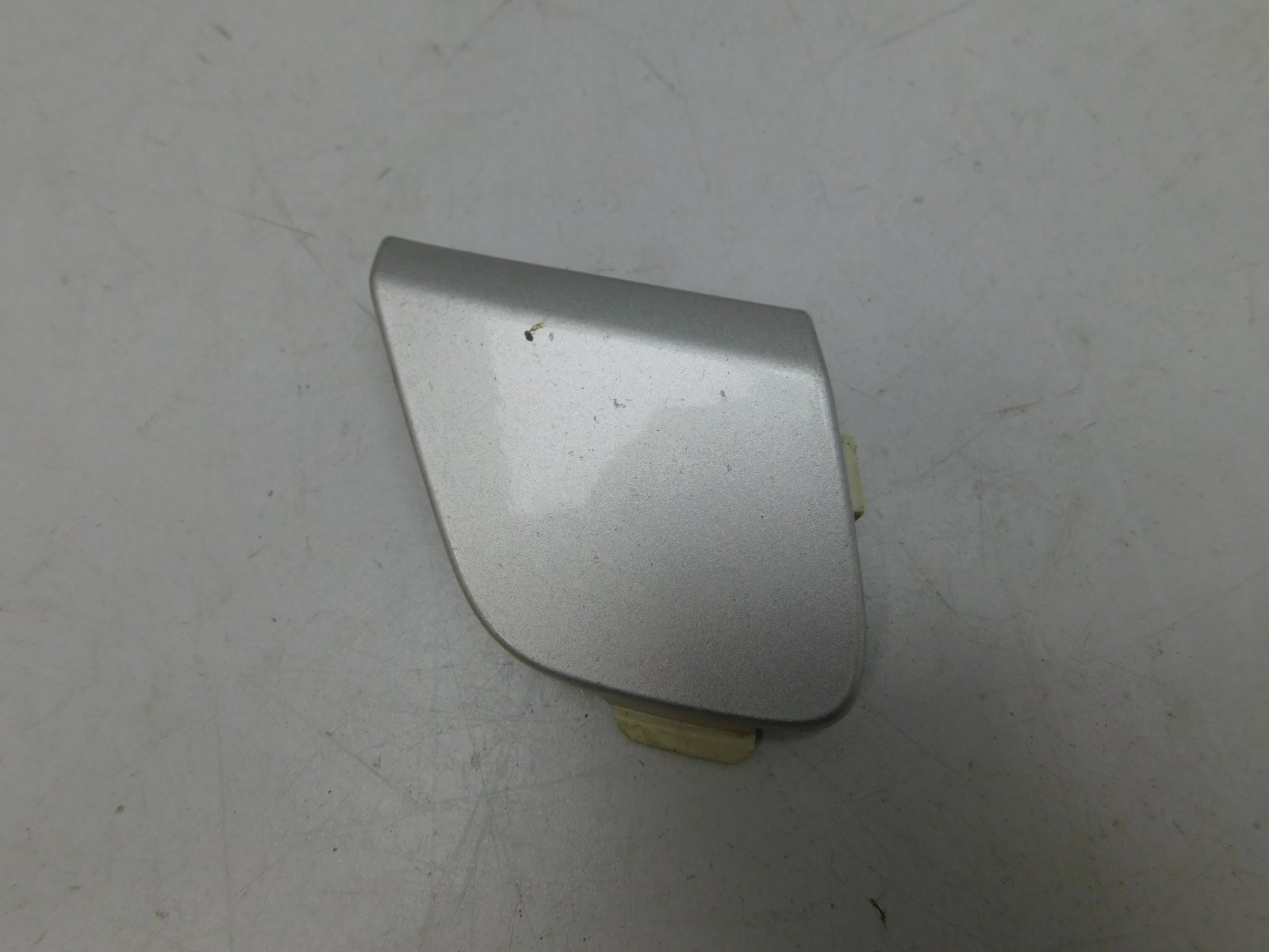 Заглушка буксировочного крюка Ford Focus III 2011>