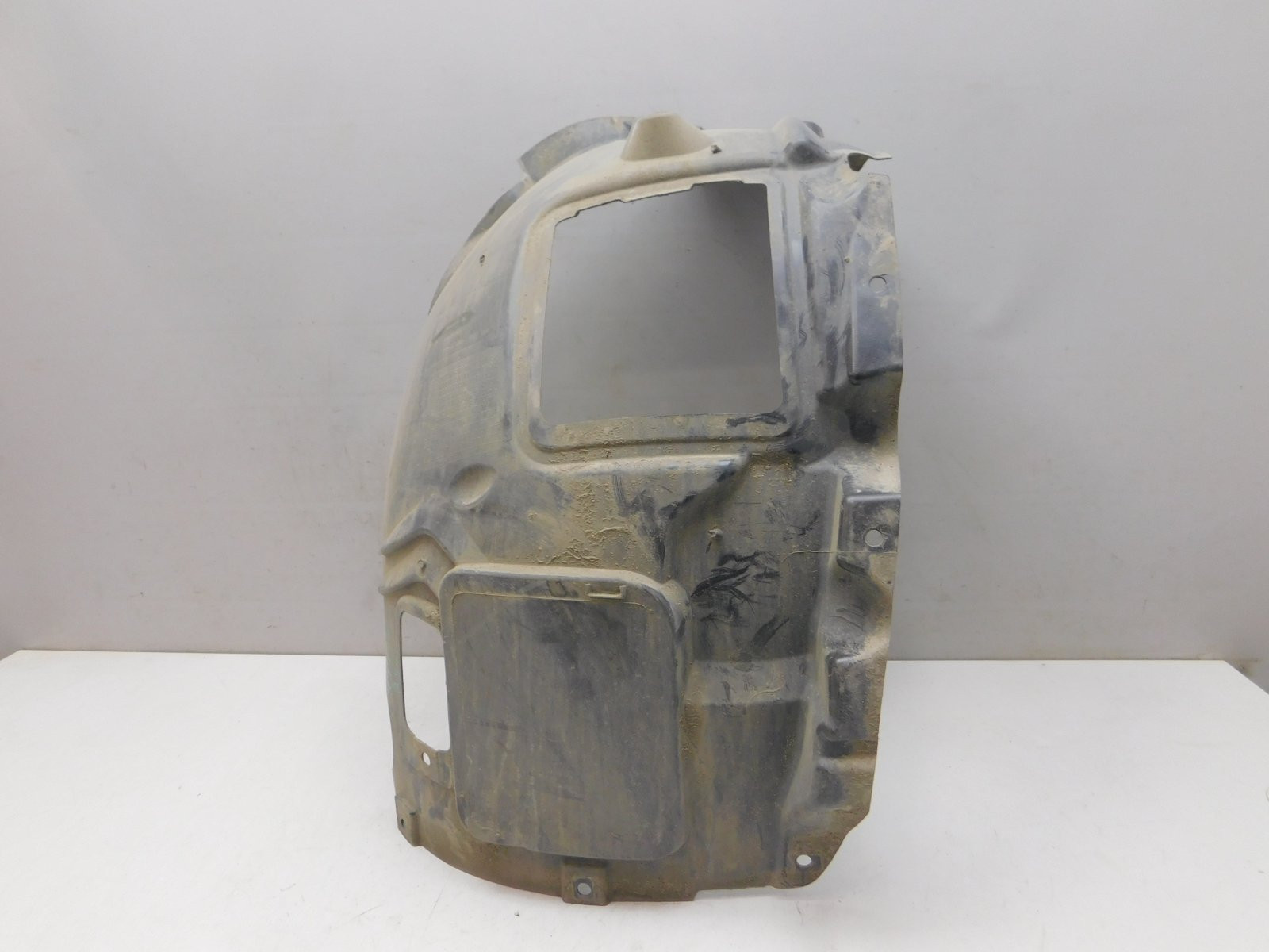 Локер передний левый BMW 1-серия F20/F21 2011>